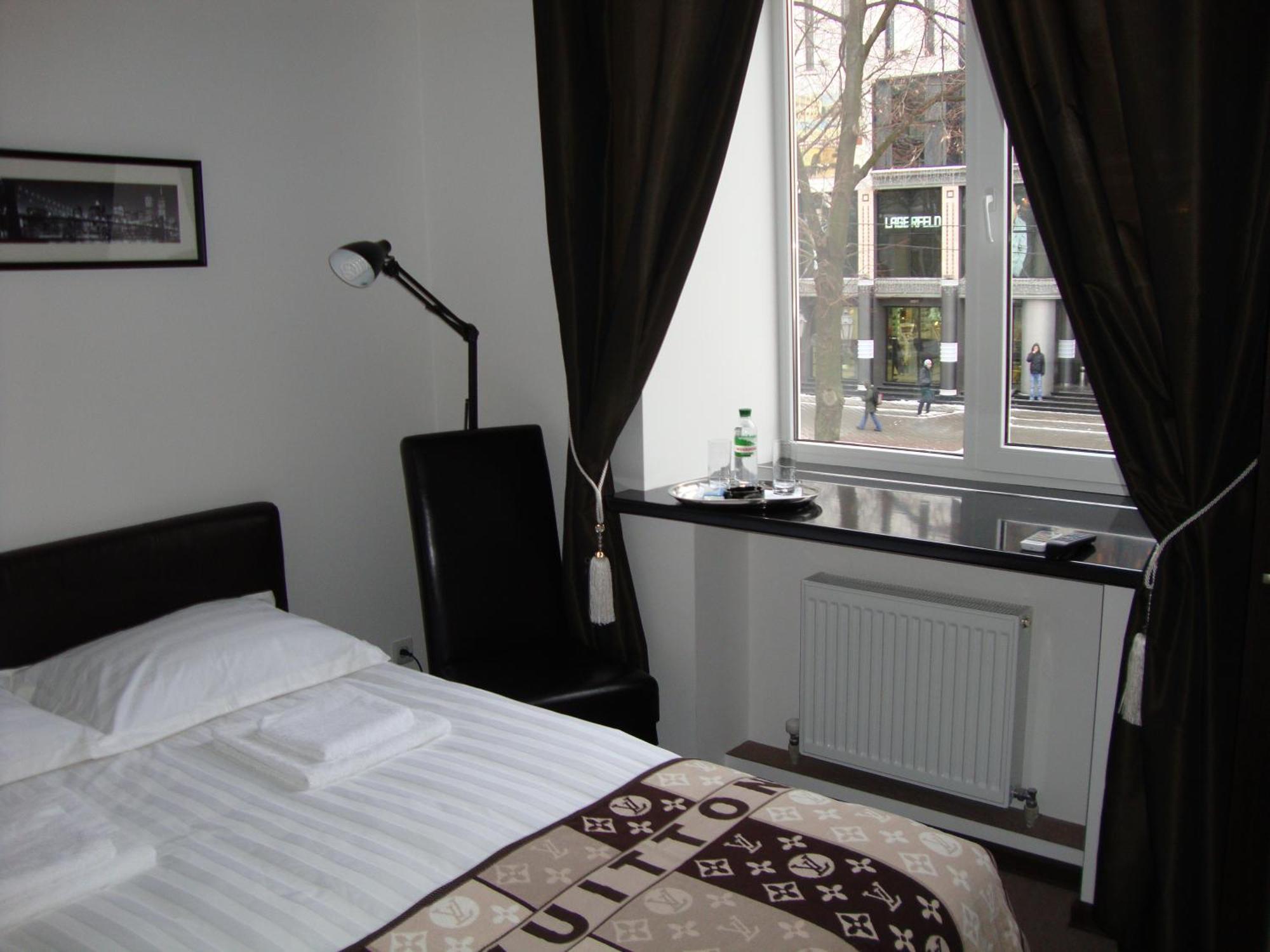 Hotel Reno On Deribasovskaya 敖德萨 外观 照片