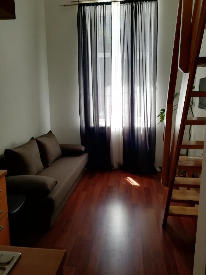 Hotel Reno On Deribasovskaya 敖德萨 外观 照片